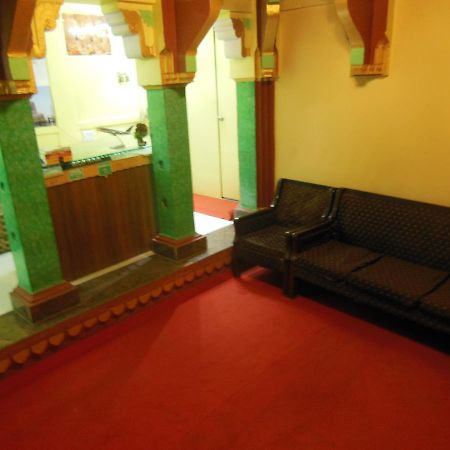 Shiva Inn Varanasi Esterno foto