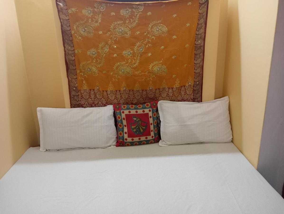 Shiva Inn Varanasi Esterno foto