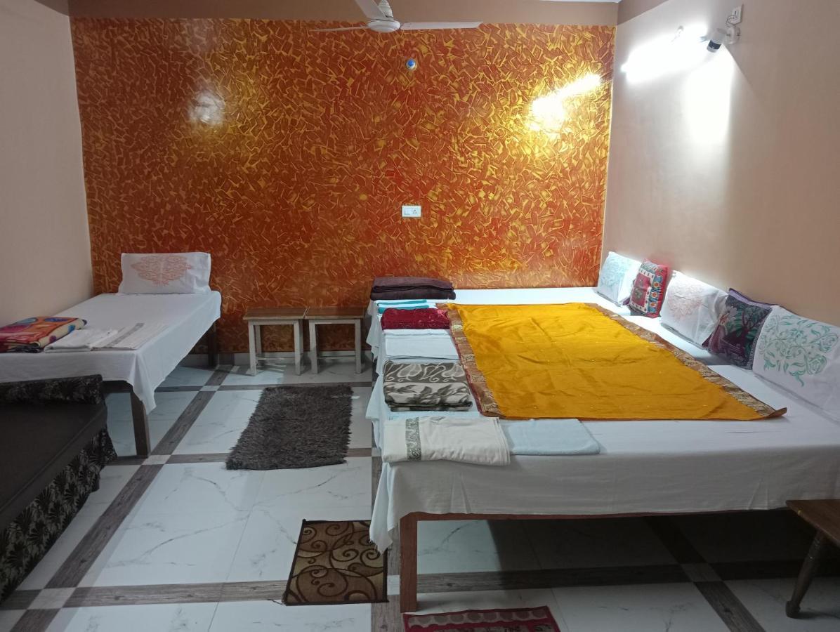 Shiva Inn Varanasi Esterno foto