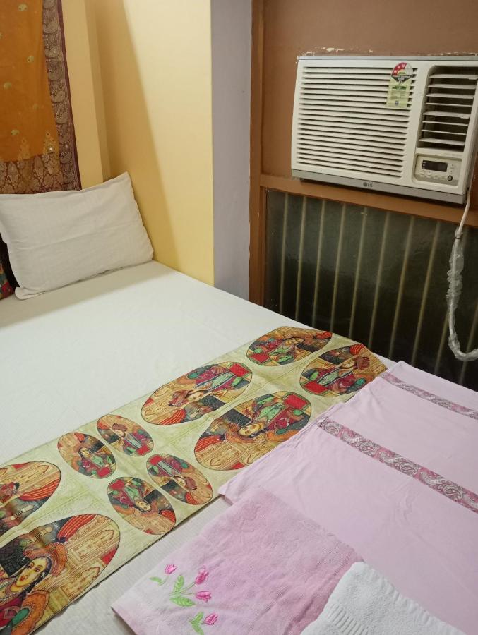 Shiva Inn Varanasi Esterno foto