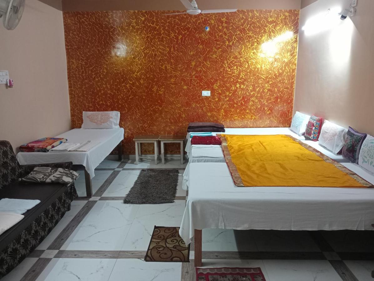 Shiva Inn Varanasi Esterno foto