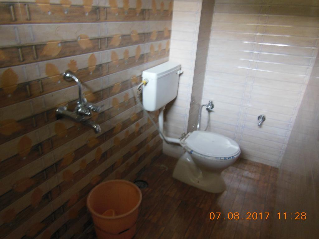 Shiva Inn Varanasi Esterno foto