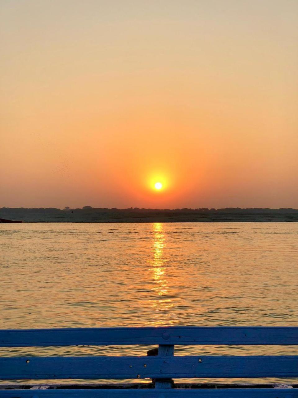 Shiva Inn Varanasi Esterno foto
