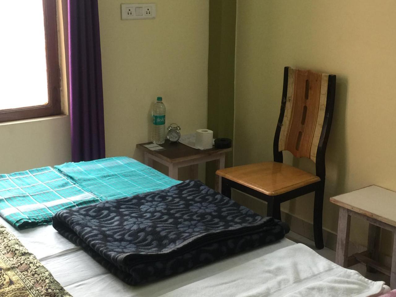 Shiva Inn Varanasi Esterno foto